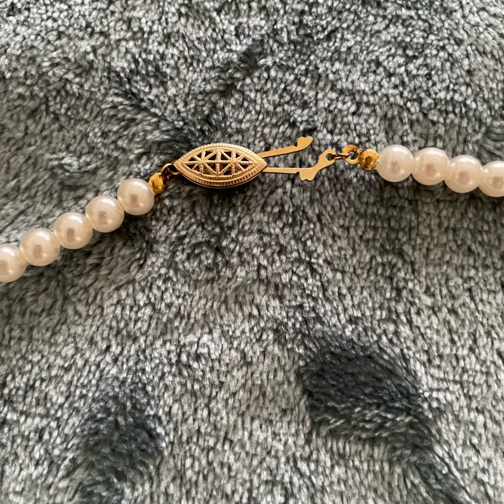 Swarovski pearl and light blue ab crystal necklace - Picture 5 of 8